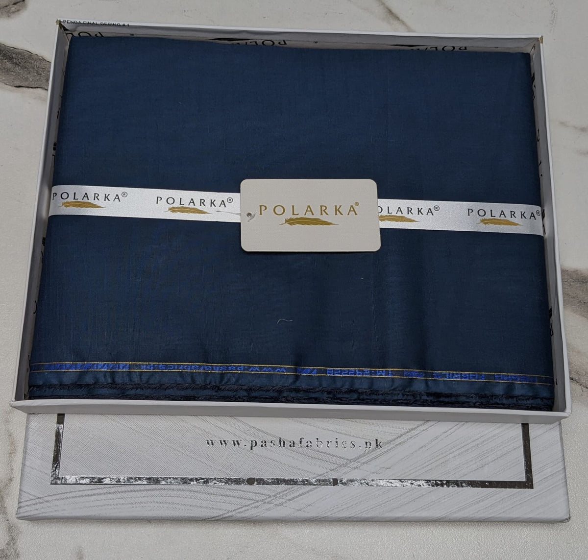 Manila – Cotton Deisgn (semi stiff)